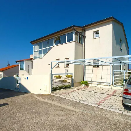 Apartament Zdenka 1897 Pula