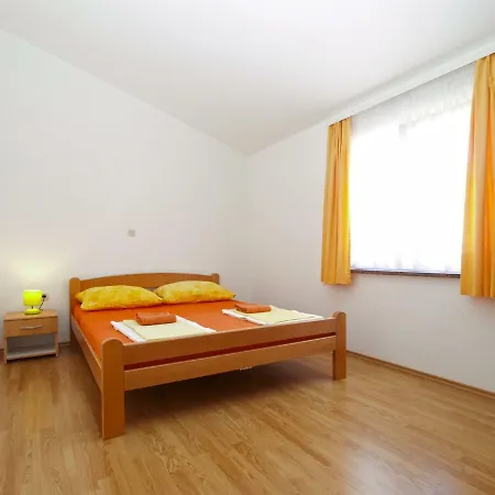 Appartement Zdenka 1897 Pula